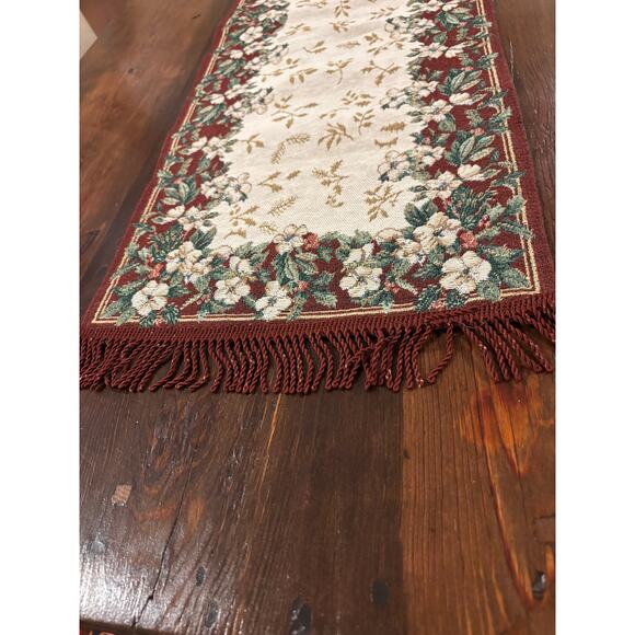 Christmas Holiday Table Runner / Mantle Cover - Picture 5 of 6